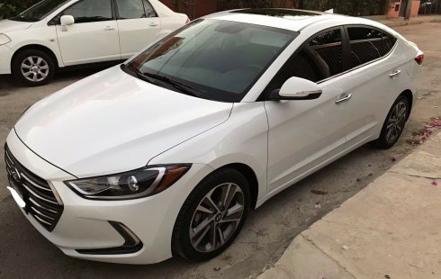 Urge!! Vendo excelente Hyundai Elantra 2017 Automático en en Mérida