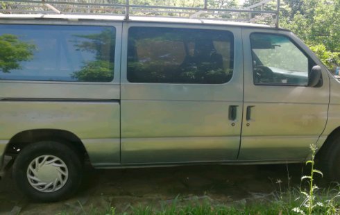 Quiero vender un Ford Econoline en buena condicción