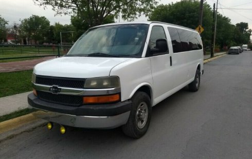 En venta un Chevrolet Express Van 2007 Automático muy bien cuidado