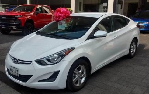 Se pone en venta un Hyundai Elantra