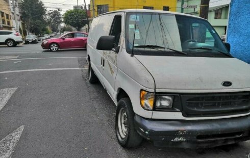 Ford Econoline 2002