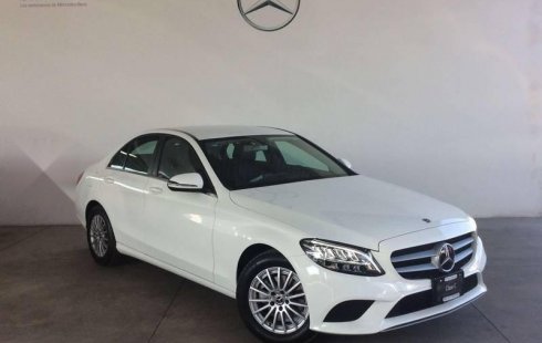 Urge!! Vendo excelente Mercedes-Benz Clase C 2019 Automático en en Zapopan