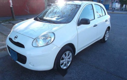 Vendo un Nissan March por cuestiones económicas