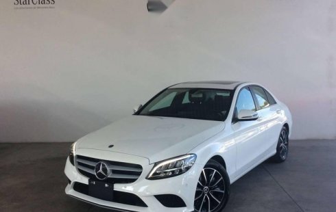 En venta un Mercedes-Benz Clase C 2019 Automático en excelente condición