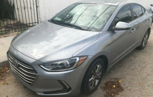 Se pone en venta un Hyundai Elantra