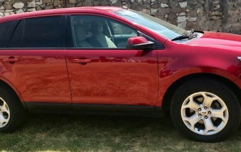 Un Ford Edge 2013 impecable te está esperando