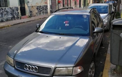 En venta un Audi A4 1999 Automático en excelente condición