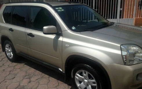 Vendo un carro Nissan X-Trail 2008 excelente, llámama para verlo