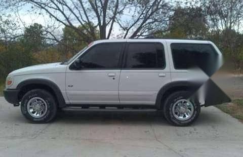 Se vende urgemente Ford Explorer 2001 Automático en Atizapán de Zaragoza