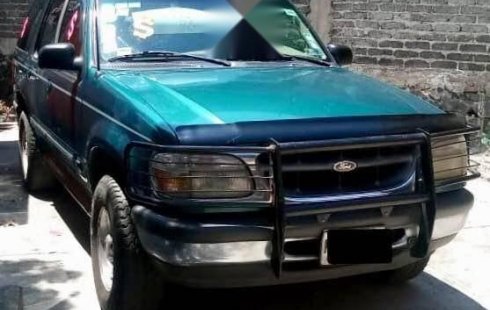 Quiero vender un Ford Explorer en buena condicción