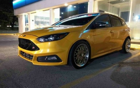 Urge!! Vendo excelente Ford Focus 2016 Manual en en Nuevo León