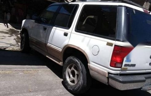 Quiero vender urgentemente mi auto Ford Explorer 1993 muy bien estado