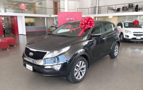 Un carro Kia Forte 2016 en México State