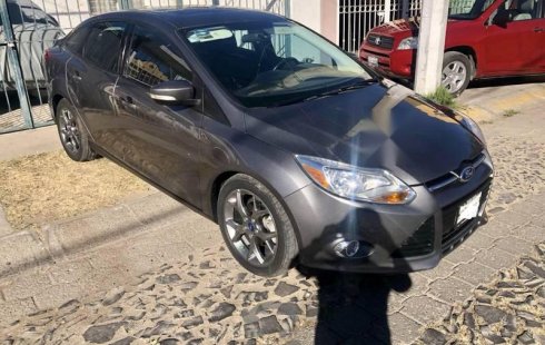 Tengo que vender mi querido Ford Focus 2013 en muy buena condición