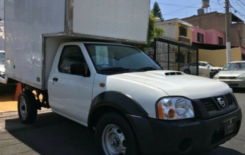 Urge!! Vendo excelente Nissan NP300 2013 Manual en en Jalisco