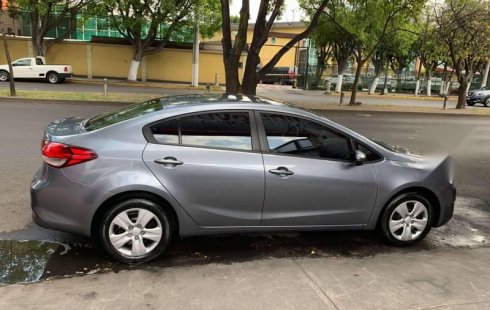 Kia Forte impecable en Tlalpan más barato imposible