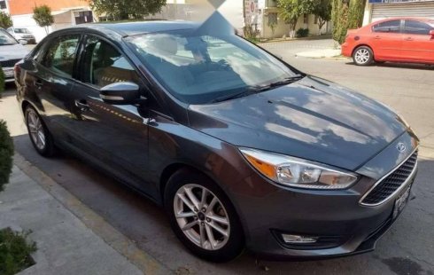 Ford Focus Automático