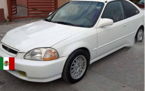 Pongo a la venta cuanto antes posible un Honda Civic que tiene todos los documentos necesarios