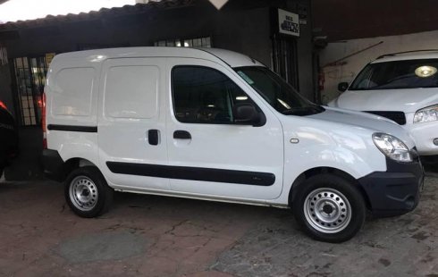 Se vende urgemente Renault Kangoo 2015 Manual en Guadalajara