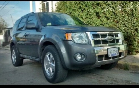 Quiero vender urgentemente mi auto Ford Escape 2010 muy bien estado