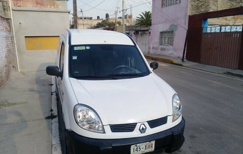 En venta un Renault Kangoo Express 2011 Manual en excelente condición