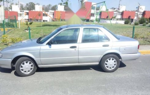 Quiero vender urgentemente mi auto Nissan Tsuru 2010 muy bien estado