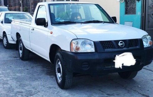 Vendo un carro Nissan NP300 2014 excelente, llámama para verlo