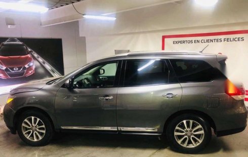 Quiero vender inmediatamente mi auto Nissan Pathfinder 2016