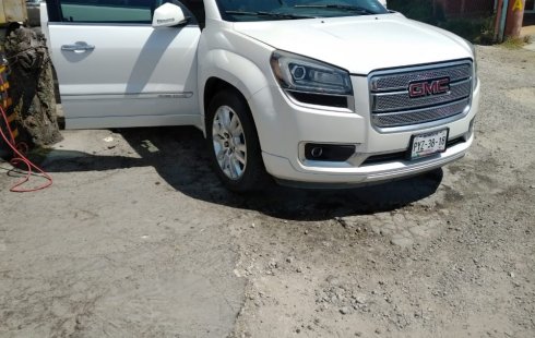 GMC Acadia 2016 blanca
