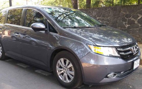 Quiero vender un Honda Odyssey en buena condicción