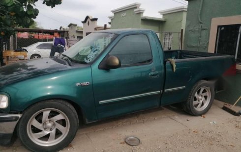 Se vende urgemente Ford Lobo 1998 Automático en Mexicali