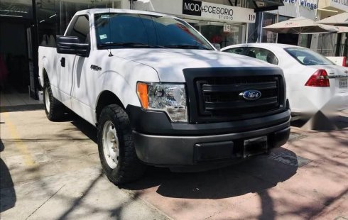 Vendo un Ford F-150 en exelente estado