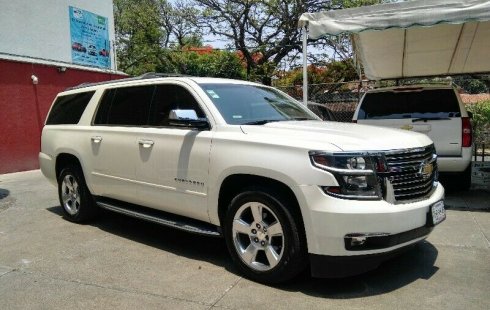 Quiero vender cuanto antes posible un Chevrolet Suburban 2015