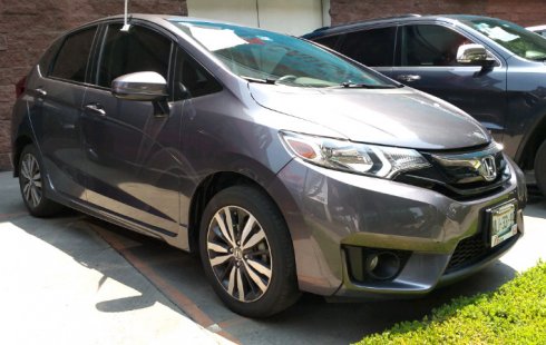 Quiero vender urgentemente mi auto Honda Fit 2017 muy bien estado