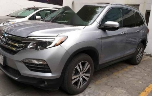 Un carro Honda Pilot 2016 en Miguel Hidalgo