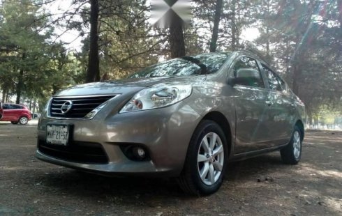 Llámame inmediatamente para poseer excelente un Nissan Versa 2013 Automático