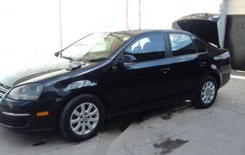 Pongo a la venta cuanto antes posible un Volkswagen Bora en excelente condicción a un precio increíblemente barato