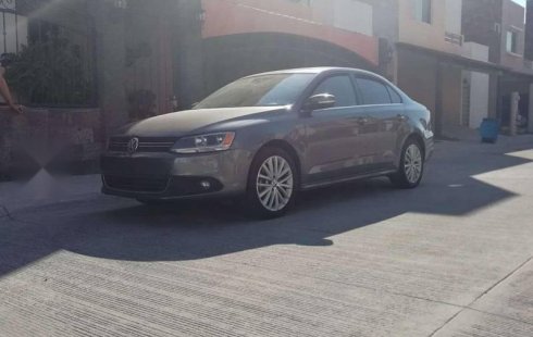 Volkswagen Jetta impecable en Valle de Santiago