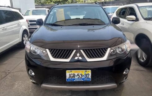 Quiero vender inmediatamente mi auto Mitsubishi Montero 2008