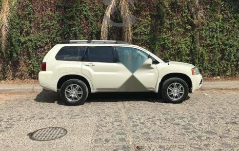 Mitsubishi Endeavor precio muy asequible