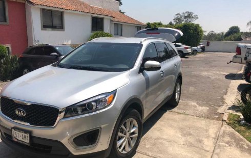 Pongo a la venta un Kia Sorento en excelente condicción