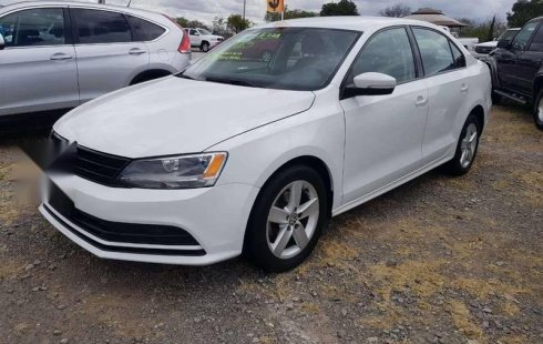 Se vende urgemente Volkswagen Jetta 2015 Automático en San José Iturbide