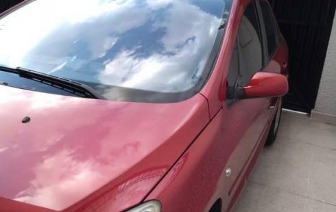 Me veo obligado vender mi carro Peugeot 307 2007 por cuestiones económicas