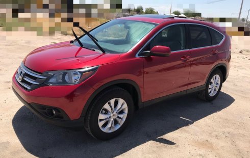 Carro Honda CR-V 2014 de único propietario en buen estado