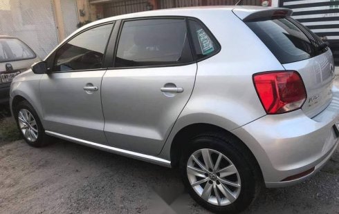 Pongo a la venta cuanto antes posible un Volkswagen Polo que tiene todos los documentos necesarios