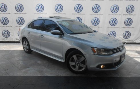 Volkswagen Jetta precio muy asequible