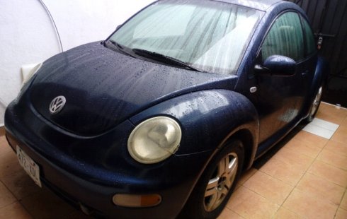Vendo un carro Volkswagen Beetle 2003 excelente, llámama para verlo