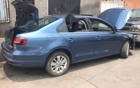 Coche impecable Volkswagen Jetta con precio asequible