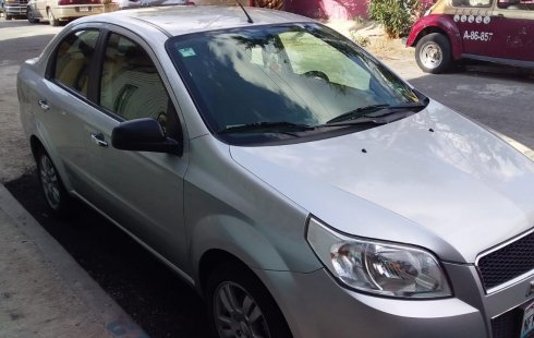 Chevrolet Aveo 2015 Plata