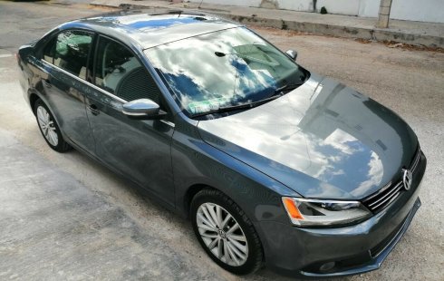 Vendo un Volkswagen Jetta impecable
